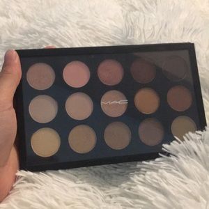 MAC 15 Warm Neutrals Palette